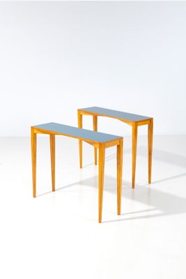 paire de tables d'appoint danoises en teck datant du milieu du siècle dernier