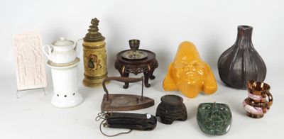 a lot of items that are sitting on a table