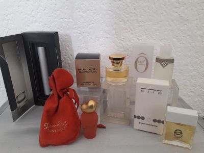 Lot de 5 miniatures ( nina ricci, ralph lauren ,lancome, pac…