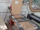 a machine that is sitting on a table in a room