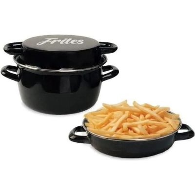 un bol de frites et un autre bol de frites sur fond blanc