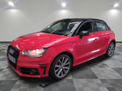 une Audi A1 rouge, hayon, hayon, hayon, hayon, hayon, hayon, hayon, hayon, hayon, hayon, hayon, hayon, hayon, hayon, hayon, hayon, hayon, hayon, hayon, hayon, hayon, hayon, hayon, hayon, hayon, hayon, hayon, hayon, hayon, hayon, hayon, hayon, hayon, hayon, hayon, hayon, hayon, hayon, hayon, hayon, hayon, hay