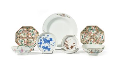an image of a group of porcelain dishes and bowls