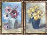 deux tableaux représentant des fleurs dans un vase et des anémones dans un vase