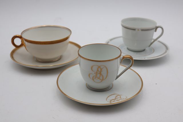 Trois tasses dont une Théodore Haviland