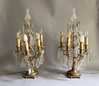 paire de candélabres anciens en laiton et cristal
