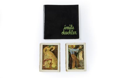 deux petites cartes sur lesquelles figurent les portraits d'un homme et d'une femme