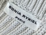 the label on the sweater says, ' sena rykel paris '