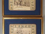 deux photos encadrées représentant un ticket de course hippique avec des numéros et la photo d'un cheval