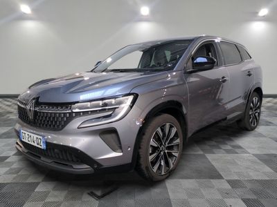 Le nouveau SUV Buick Enclave 2020 est exposé dans un showroom