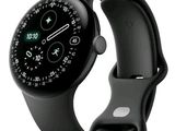 une image montrant un gros plan d'une montre connectée sur fond blanc