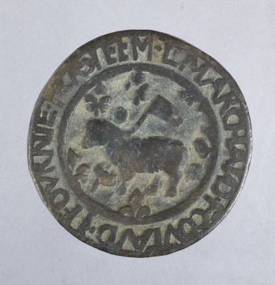 Poids de ville de CARCASSONNE en bronze d'une livre. Gaillar… - Photo 1