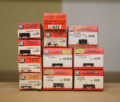 a lot of boxes that are stacked on top of each other