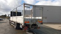 CAMION PLATEAU GRUE CAGE IVECO 4X2 ML180E25 équipé GRUE HYVA… (photo 3)