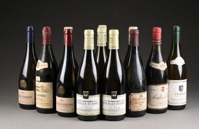 six bouteilles de vin sont alignées dans une rangée