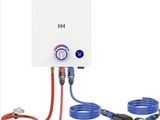 un chauffe-eau instantané muni d'un tuyau