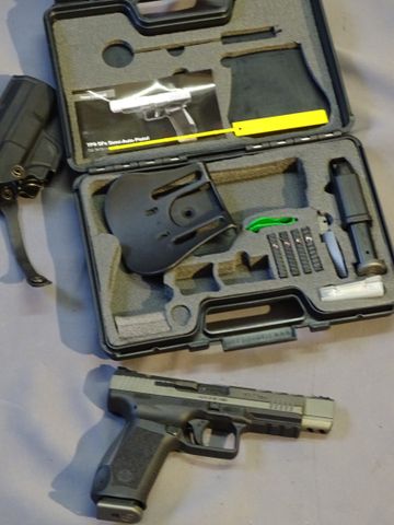 CAT B : N°T 6472_17- Pistolet CANIK  9MM - BOITE + 2éme chargeur-...