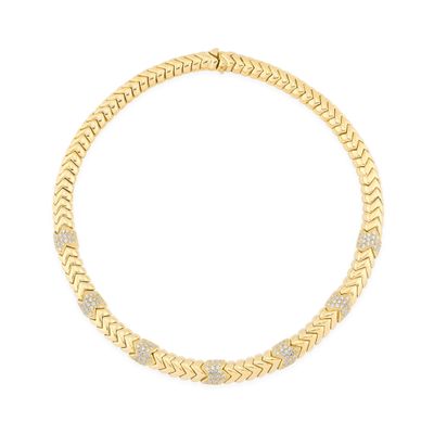 un collier en or jaune et diamants