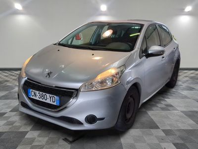 Peugeot 208 1.6 E-HDI 92CH FAP BVM5 ACTIVE - Économie et Confort
