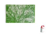 peinture abstraite verte et blanche représentant une plante sur fond blanc