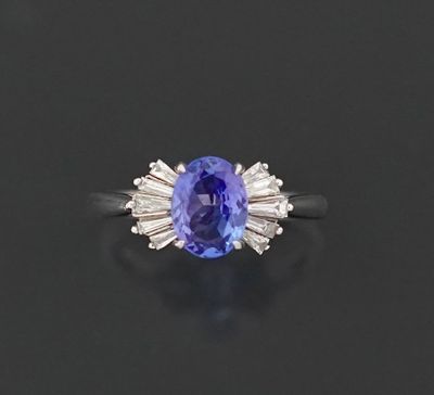 Bague en platine 850 millièmes ornée d'une Tanzanite de tail…