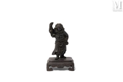 JAPON, Époque Meiji Sujet en bronze à patine brune