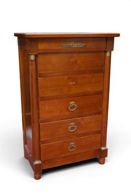 image d'une commode en bois sur fond blanc