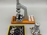 a picture of a machine that is sitting on a table