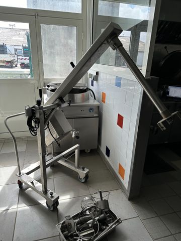 Girafe Electrolux Professional TBX Pro sur châssis à roulettes