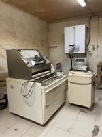 Ensemble MB230 composé d'une façonneuse de 2008 et une balan…
