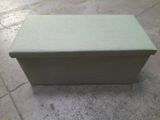 a box that is sitting on the ground on the ground