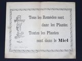 un vieux journal français avec la photo d'un homme pendu à une croix