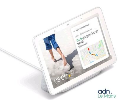 une image d'un appareil connecté affichant la page d'accueil de Google à l'écran