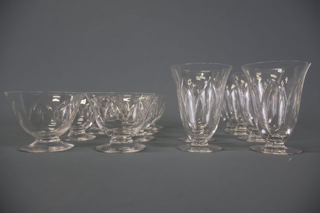 DAUM Nancy – Partie de service de verres en cristal comprenant 8 ...