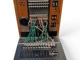 an old computer with many wires and wires in it