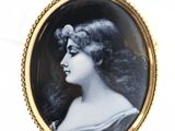 a picture of a woman in a black and white picture