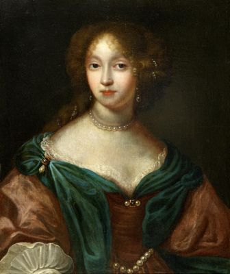 un tableau représentant une femme en robe verte tenant un éventail