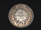 a silver coin with the inscription france on it