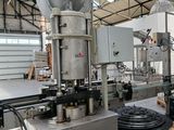 une photo d'une machine dans une usine