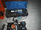 many tools that are sitting on the floor next to each other