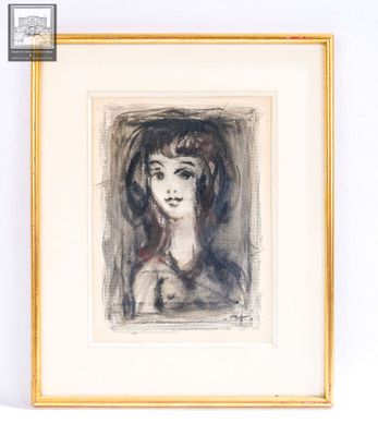 l'image d'un dessin d'un visage de femme dans un cadre doré