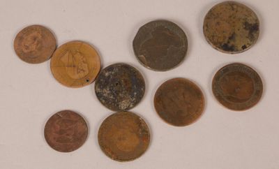 Lot de pièces comprenant : - Ensemble de 2 monnaies Louis XV…