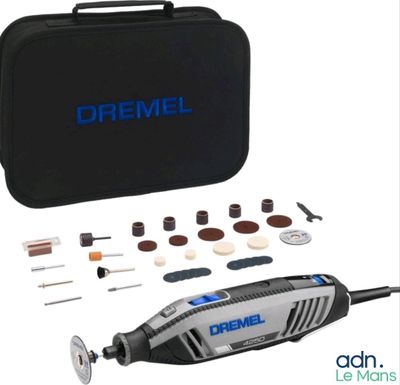 Kit de ponceuse rotative Dremel sur secteur avec mallette de transport