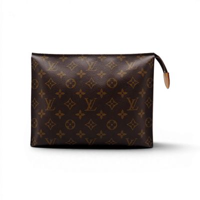 une pochette Louis Vuitton marron avec une anse marron