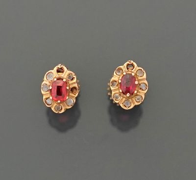 Paire de puces d'oreilles en or jaune 18K 750 millièmes cent…