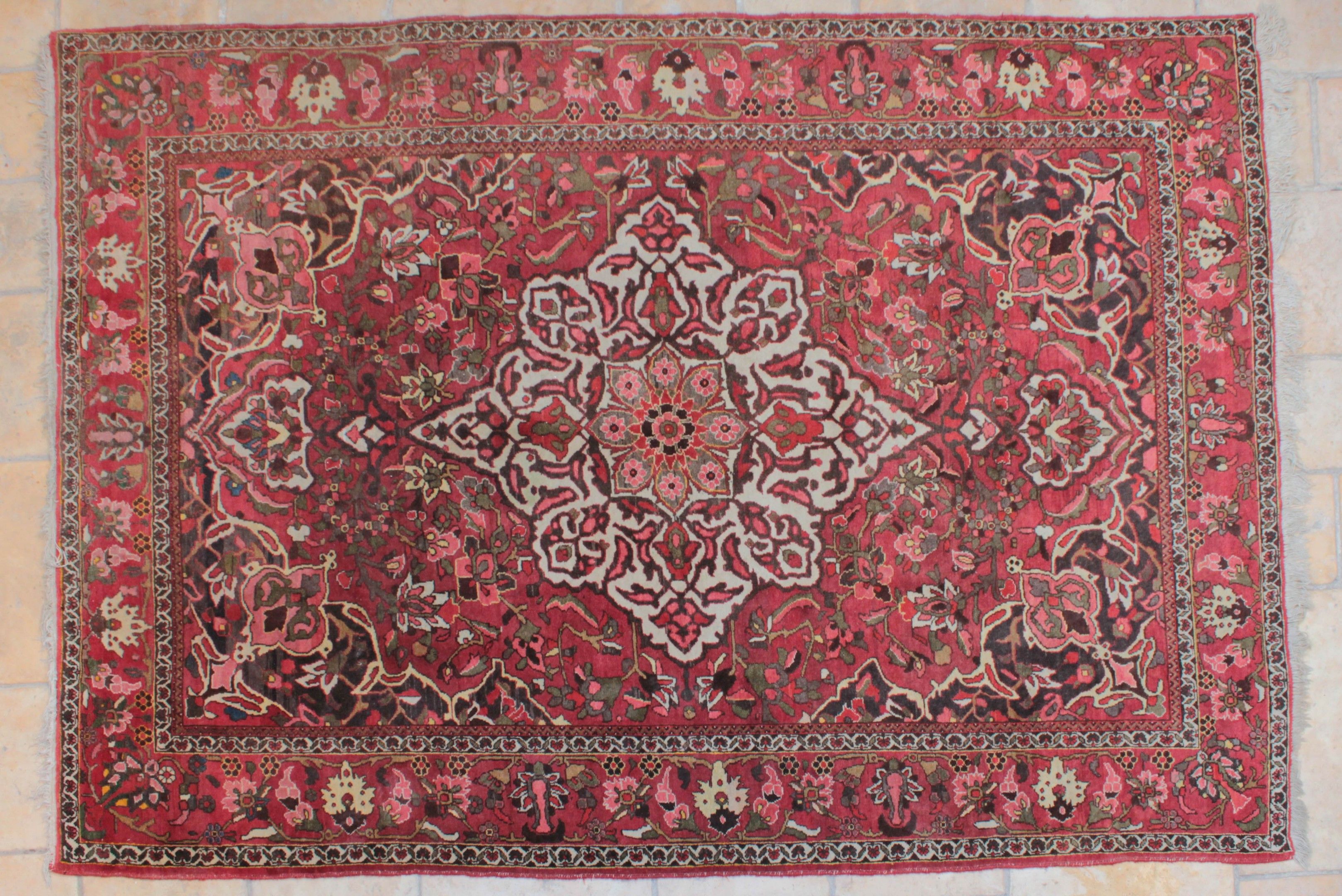 Objets d'art & Curiosités