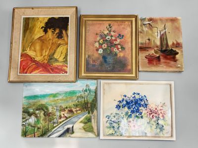 quatre tableaux encadrés représentant une femme, un bateau et un vase de fleurs