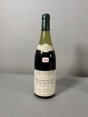 1 btlle Chambertin, Clos de Bèze, Domaine Clair Daü, 1976.