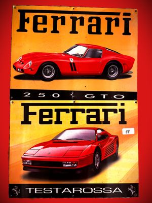 deux affiches représentant une voiture de sport rouge sur fond rouge
