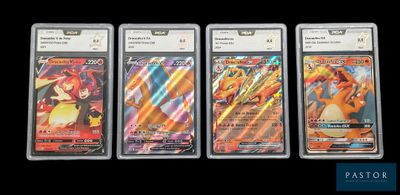 Quatre cartes Pokémon différentes sont alignées sur un fond noir